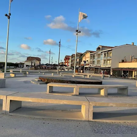 Sicard-9 By Interhome 펜션 *